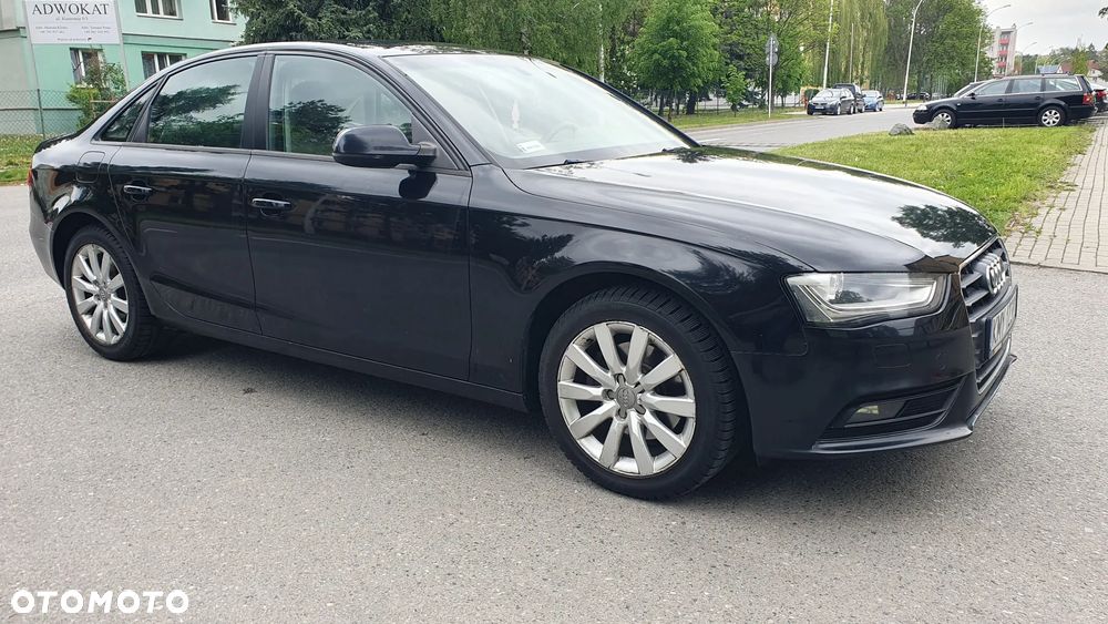 Audi A4 Limousine - 18