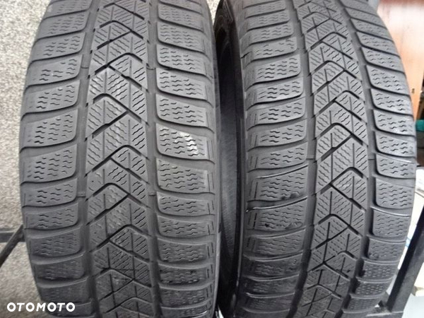 215/50/R18 92Y PIRELLI WINTER SOTTO ZERO 3