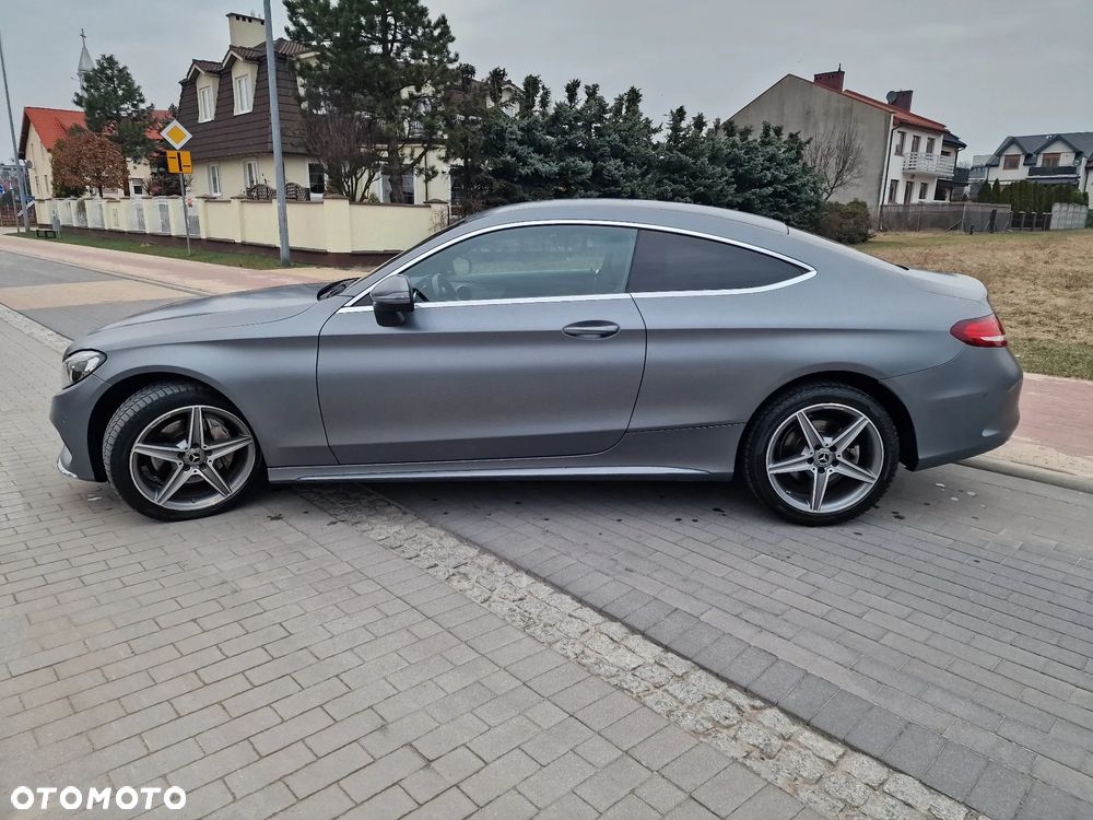 Mercedes-Benz Klasa C 200 4-Matic 9G-Tronic - 4
