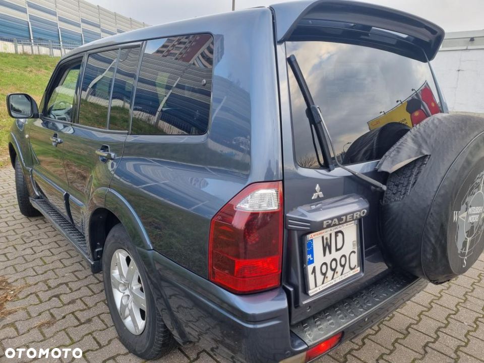 Mitsubishi Pajero 3.2 DID Instyle DAKAR - 8