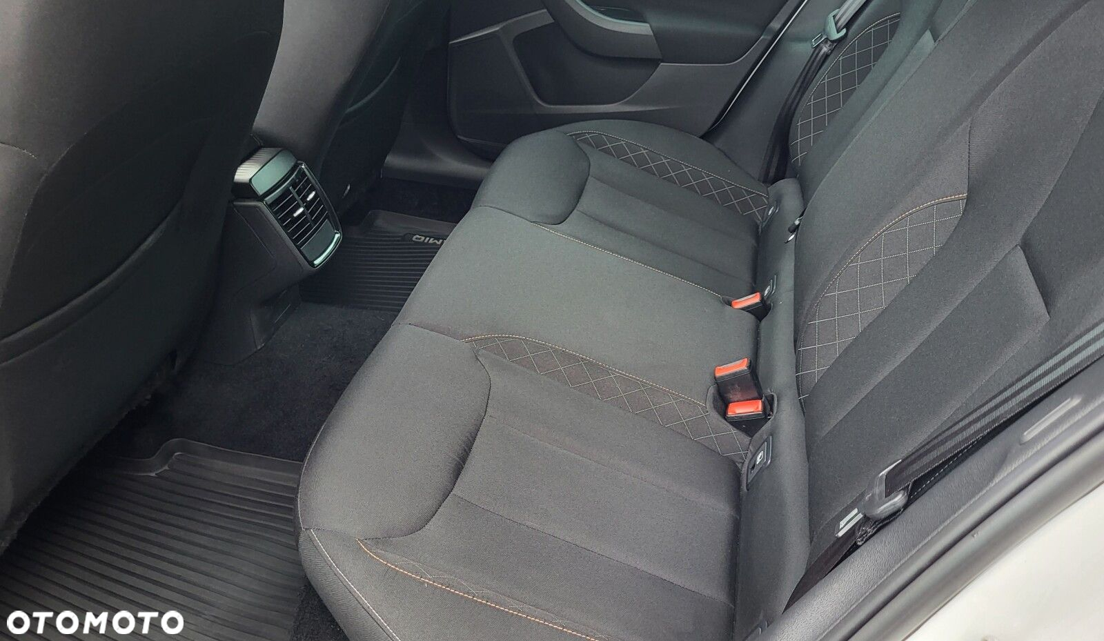 Skoda Kamiq 1.5 TSI Ambition - 12