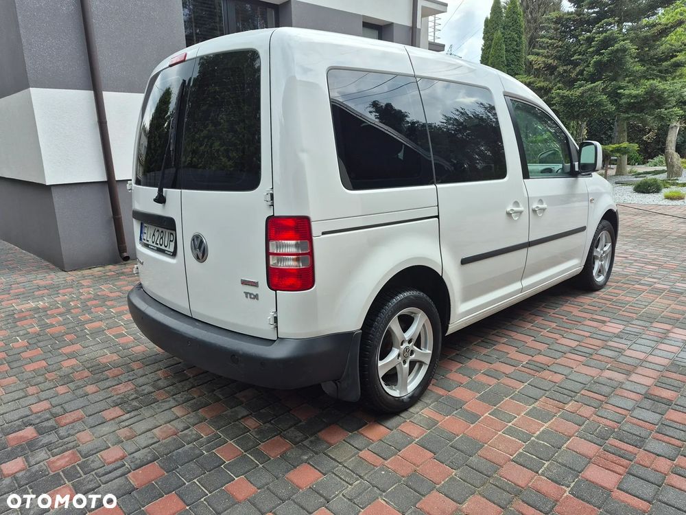 Volkswagen Caddy Trendline Mixt - 12