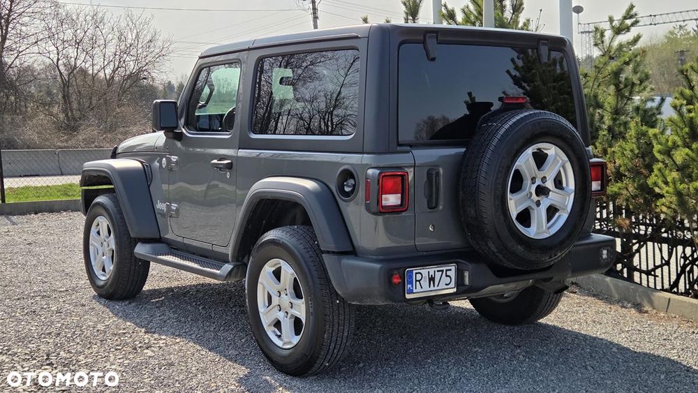 Jeep Wrangler 2.0 T-GDI Hardtop AWD Automatik Sport - 11