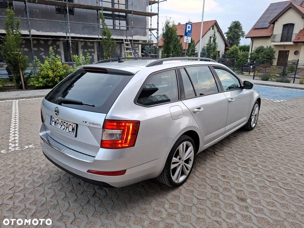 Skoda Octavia 1.6 TDI DPF DSG Sport Edition - 4