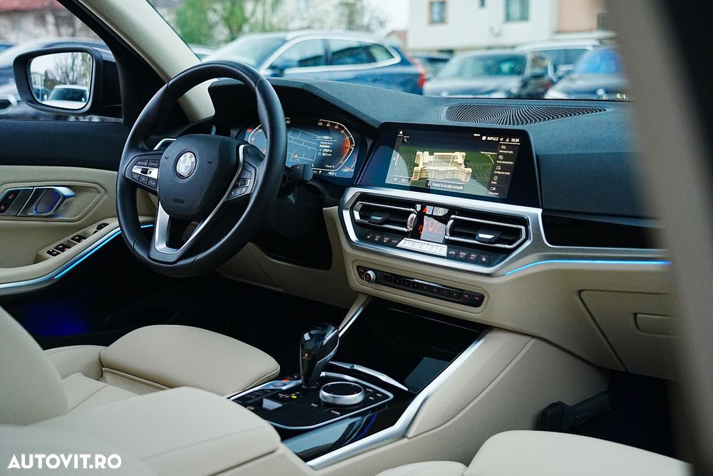 BMW Seria 3 320i xDrive Aut. Sport Line - 11