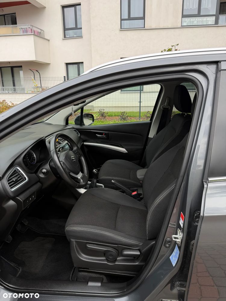 Suzuki SX4 S-Cross 1.0 T Premium - 9