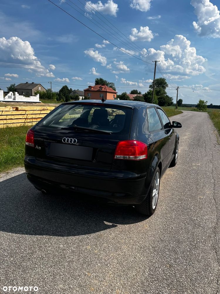 Audi A3 3-drzwiowe 1.6 Ambition - 3