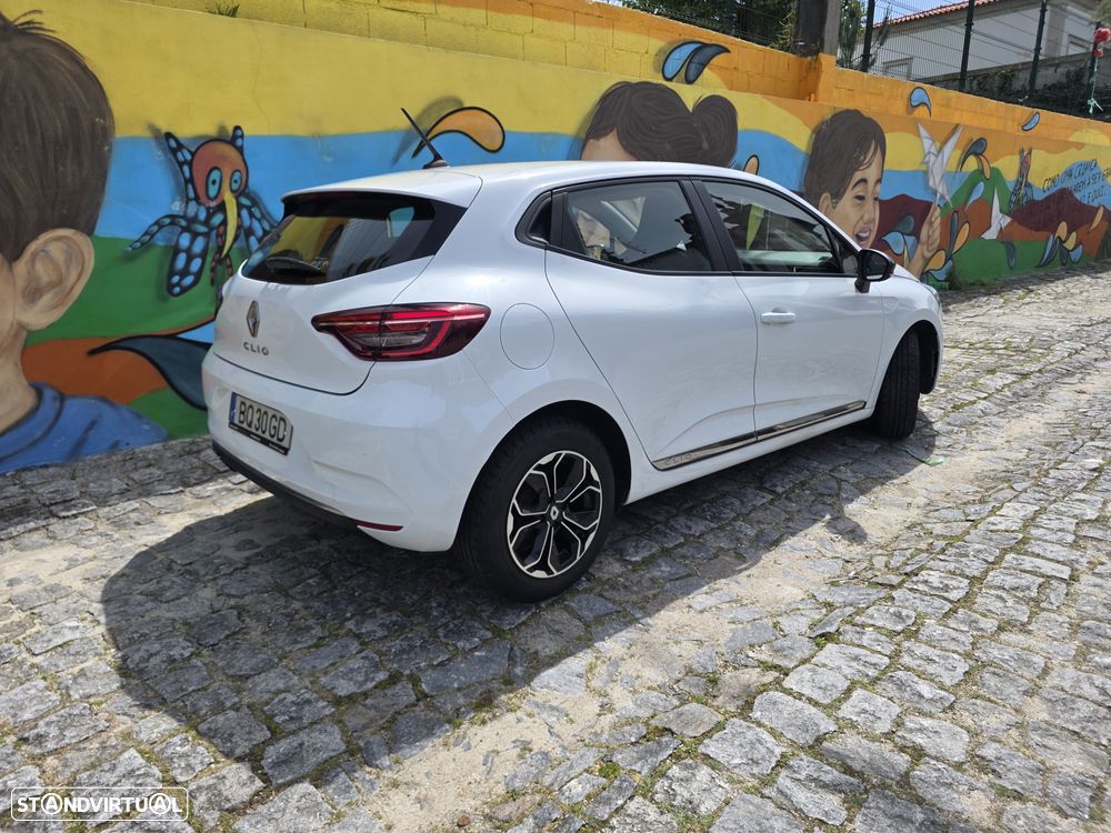 Renault Clio 1.0 TCe Exclusive - 4
