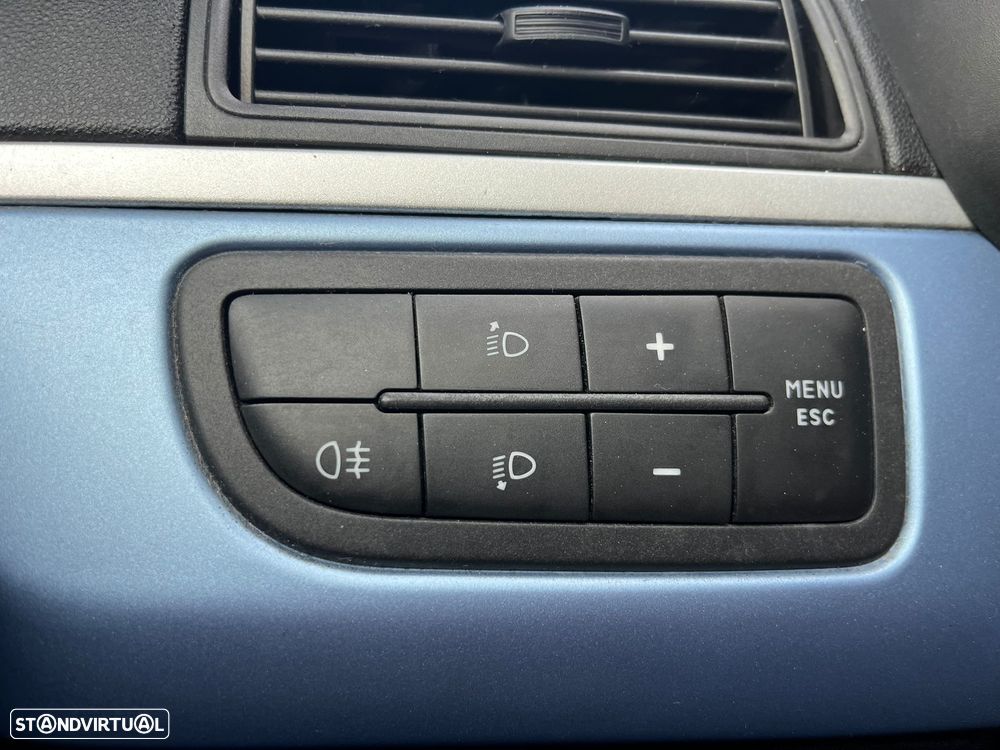 Fiat Grande Punto 1.2 Active - 17