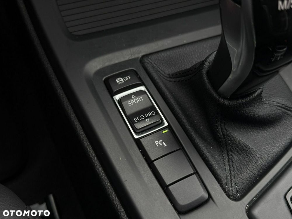 BMW X1 sDrive18i GPF xLine - 28