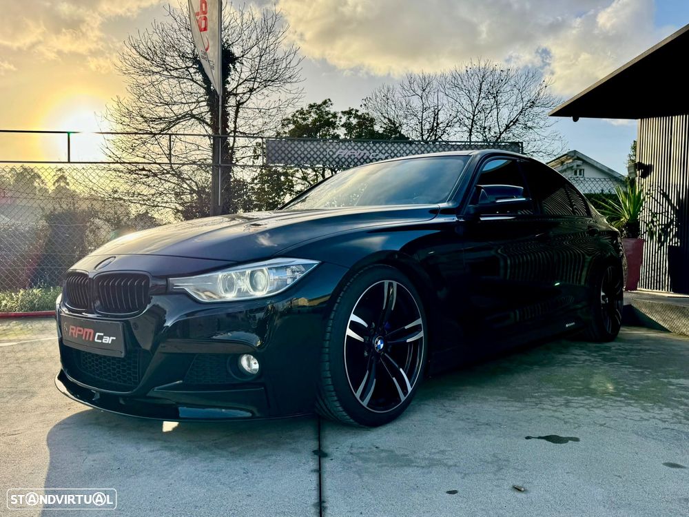 BMW 318 d Pack M - 1