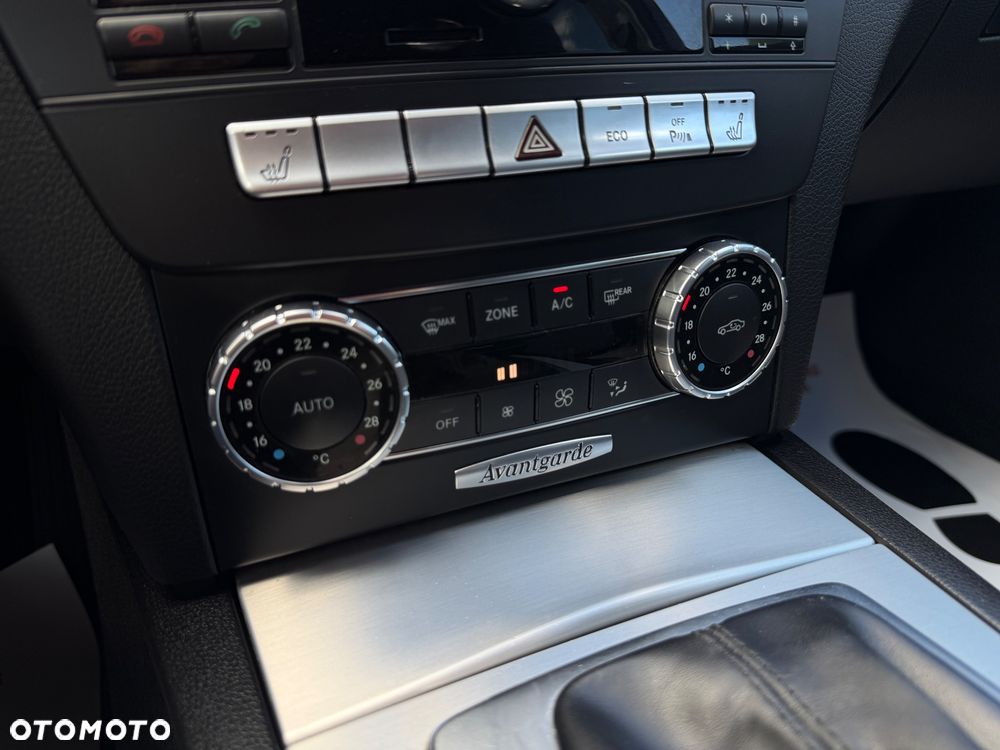 Mercedes-Benz Klasa C 220 CDI 7G-TRONIC Avantgarde Edition - 20