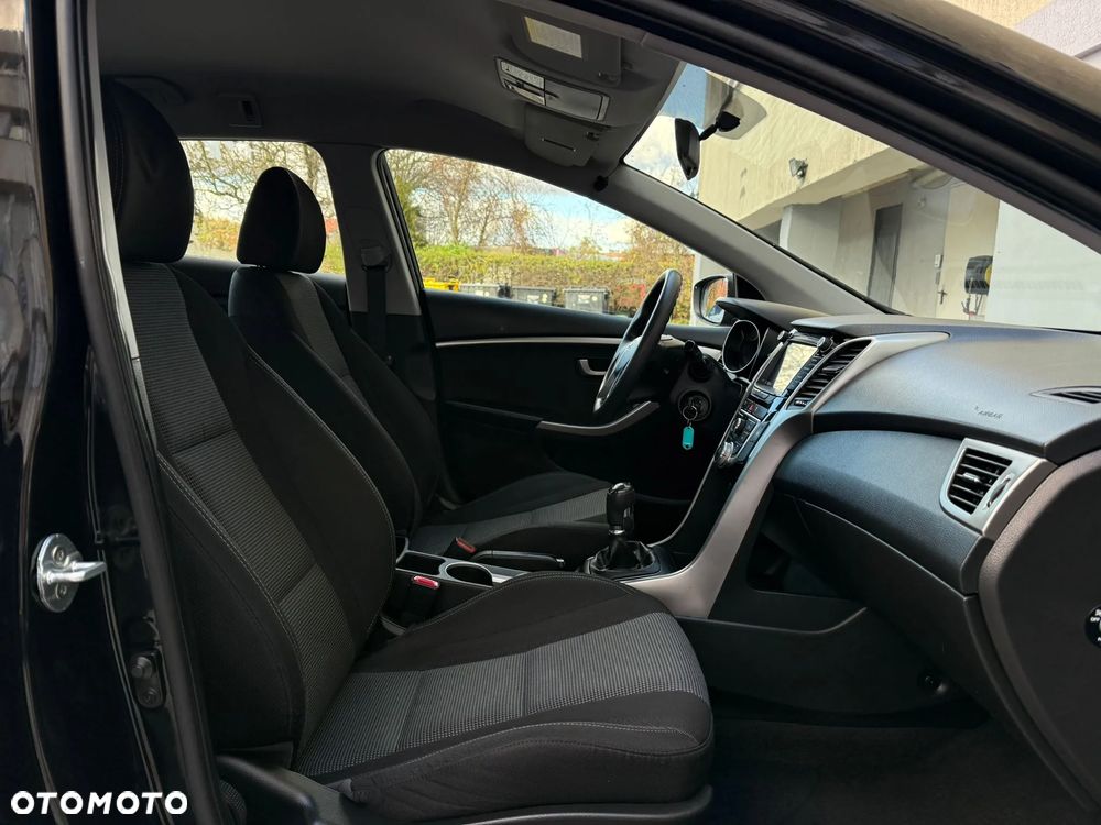 Hyundai i30 i30cw 1.4 Classic - 6