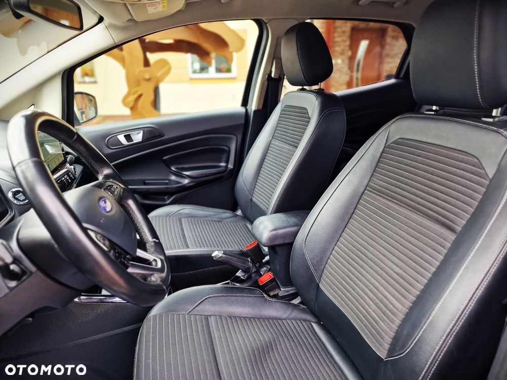 Ford EcoSport 1.0 EcoBoost TITANIUM X - 26