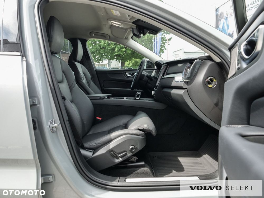Volvo XC 60 - 30