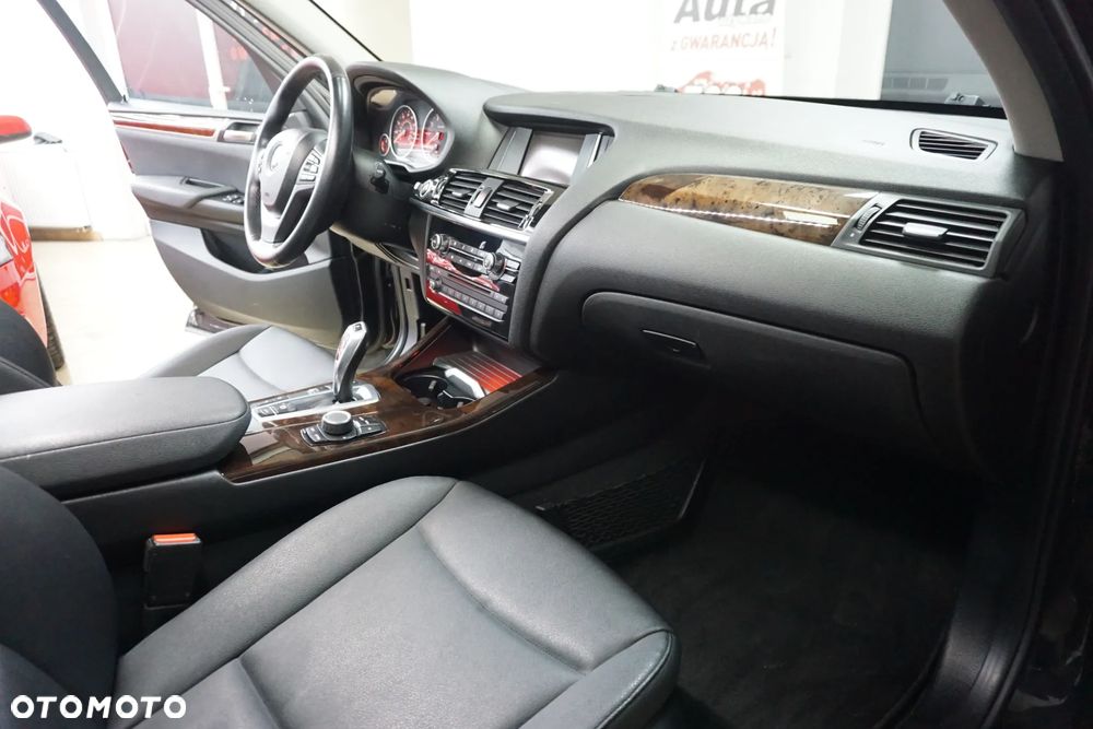 BMW X3 xDrive28i Sport-Aut - 23