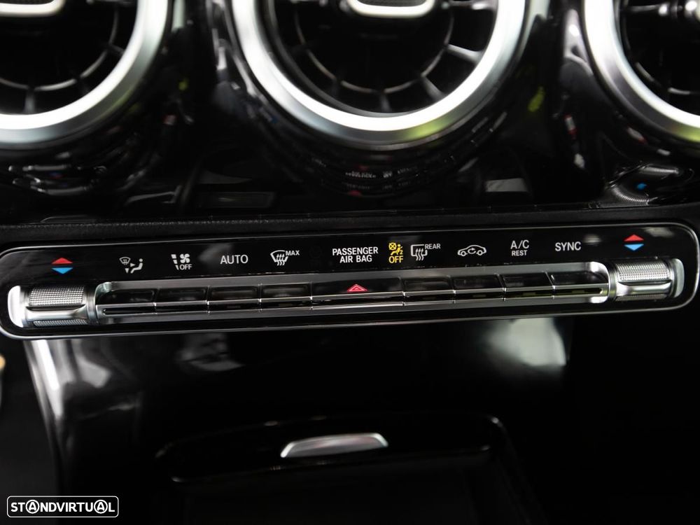 Mercedes-Benz A 180 d AMG Line Aut. - 21