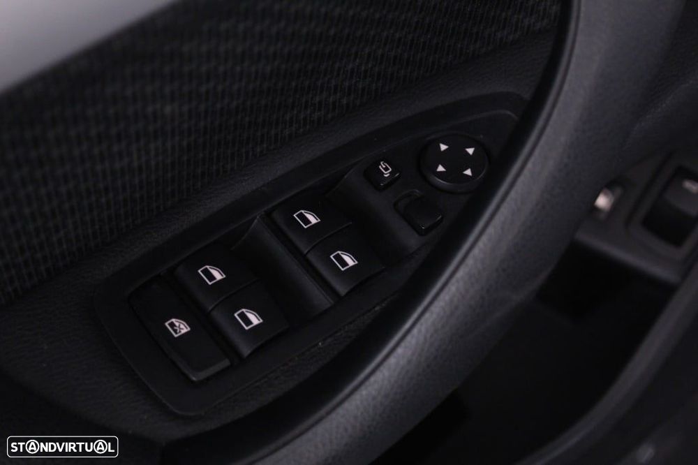 BMW X1 25 e xDrive - 20