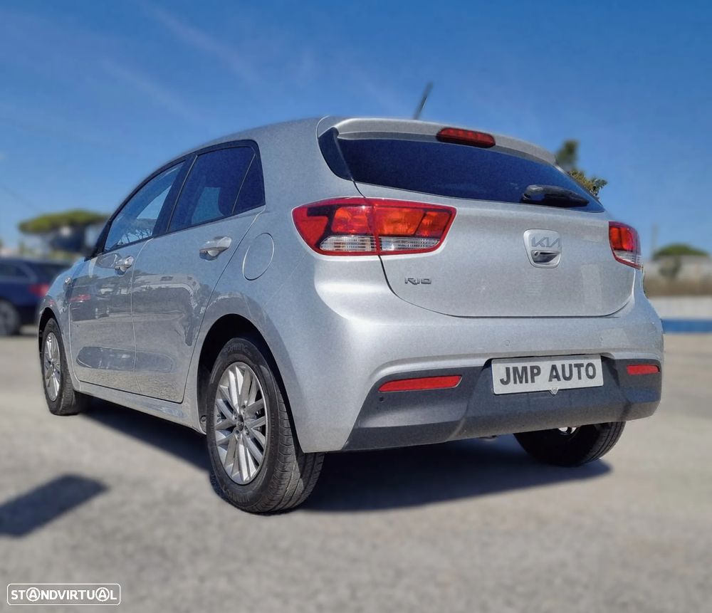 Kia Rio - 6