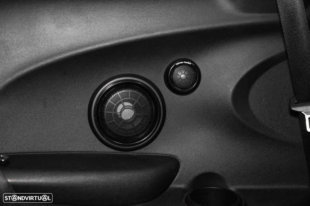 MINI 3 Portas Cooper D - 34