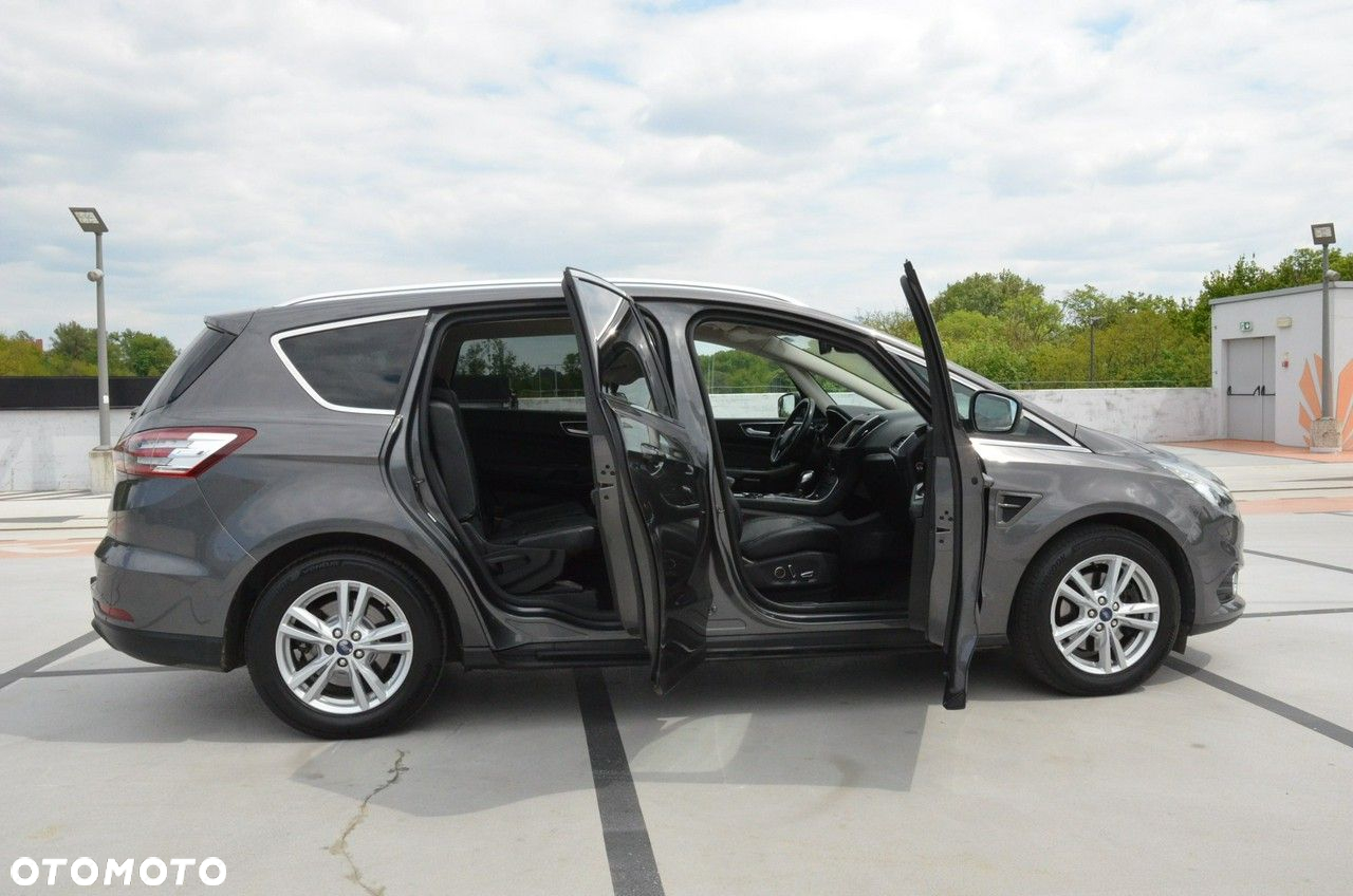 Ford S-Max 2.0 TDCi 4WD Titanium PowerShift - 39