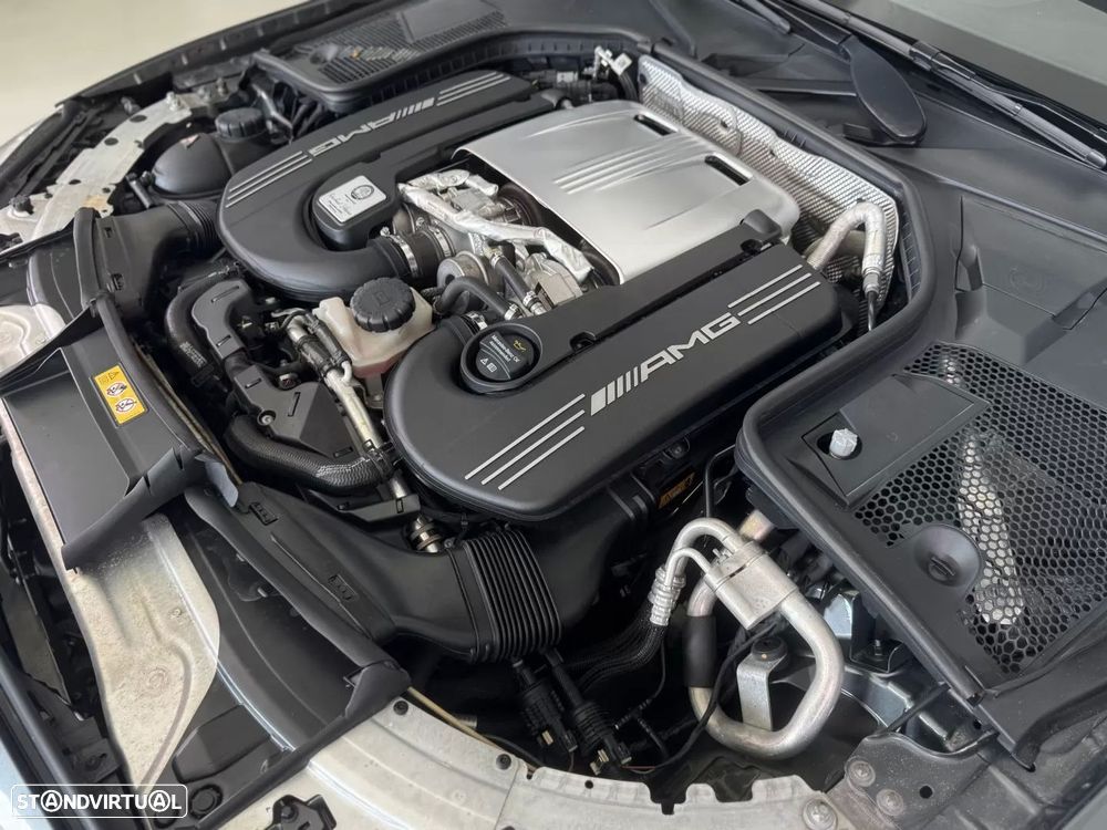 Mercedes-Benz C 63 AMG S - 9