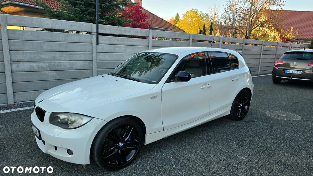 BMW Seria 1 123d DPF Edition Sport - 2