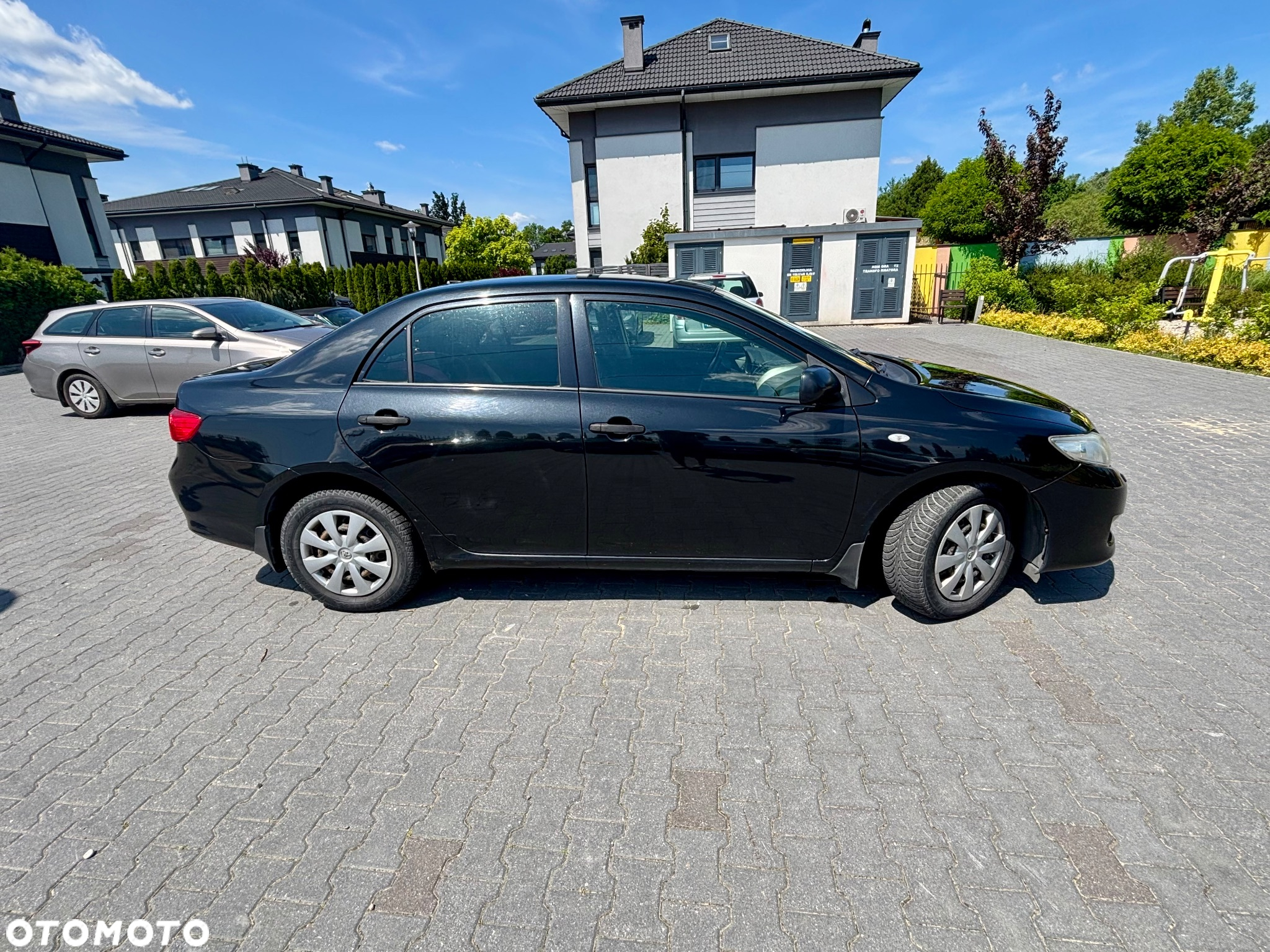 Toyota Corolla - 4