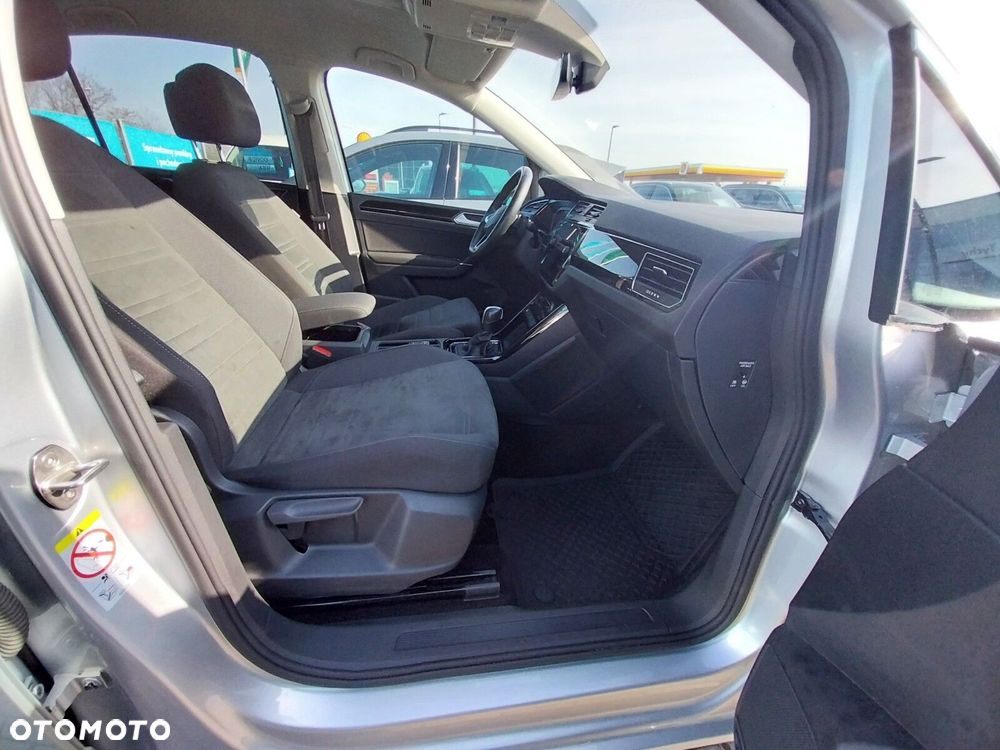 Volkswagen Touran - 7
