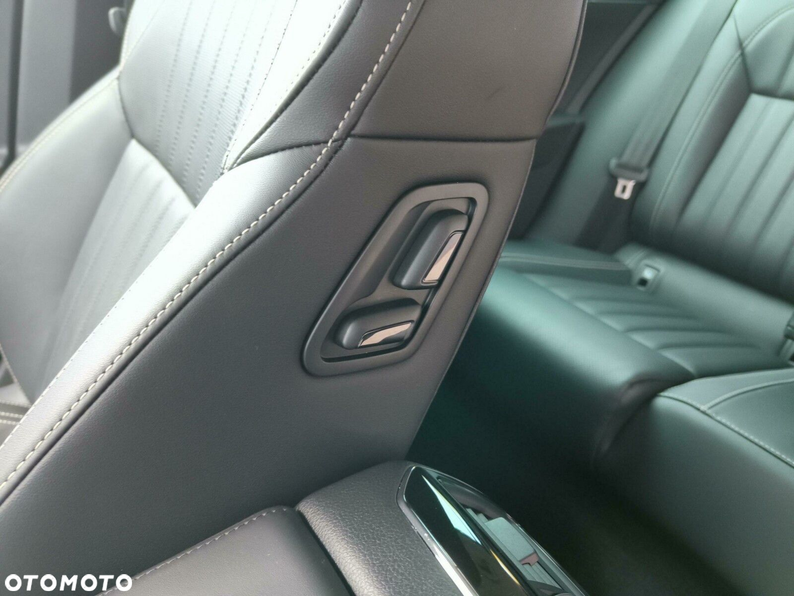 Skoda Superb 2.0 TDI SCR Style DSG - 19