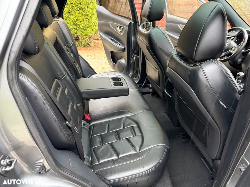 Nissan Qashqai 1.6 DIG-T TEKNA+ - 24