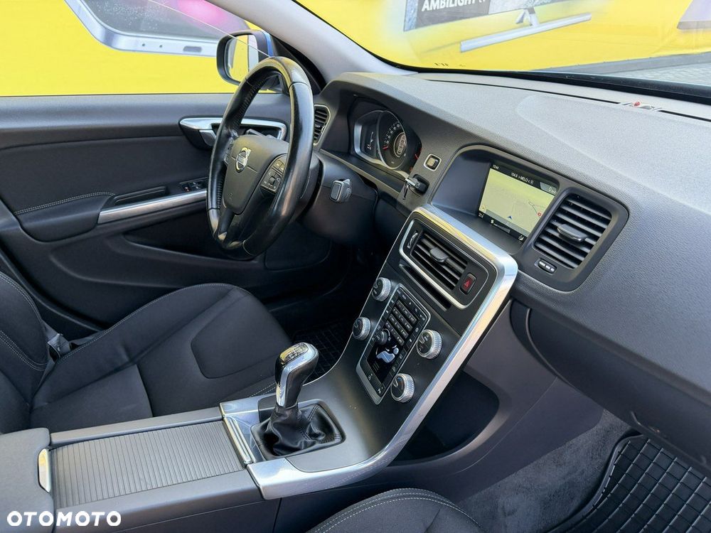 Volvo S60 D4 Kinetic - 33