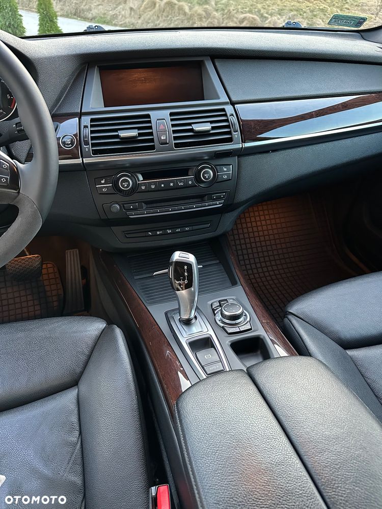BMW X5 4.0d xDrive - 13