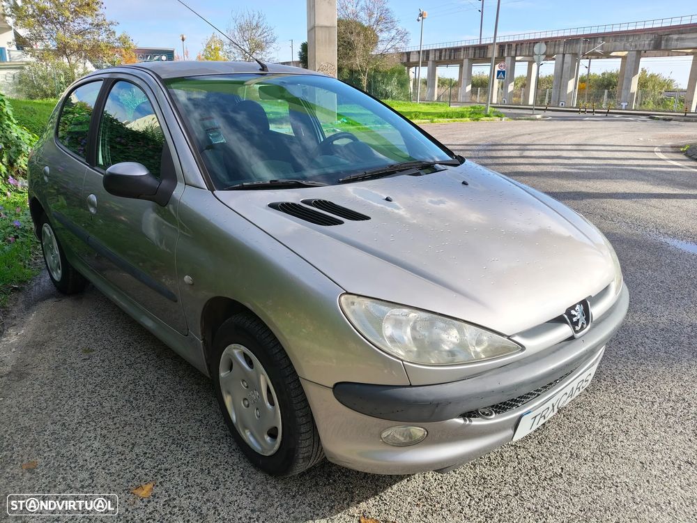 Peugeot 206 1.1 Color Line - 2
