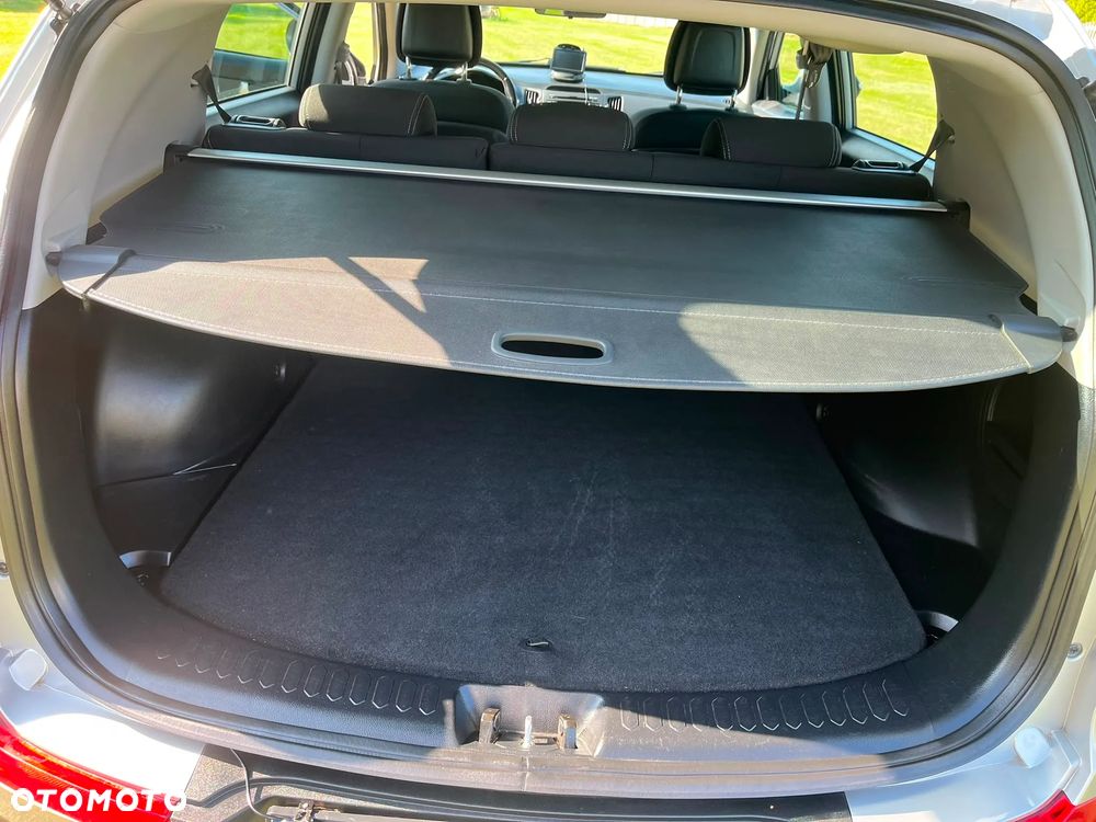 Kia Sportage 1.6 GDI 2WD Dream-Team Edition - 11