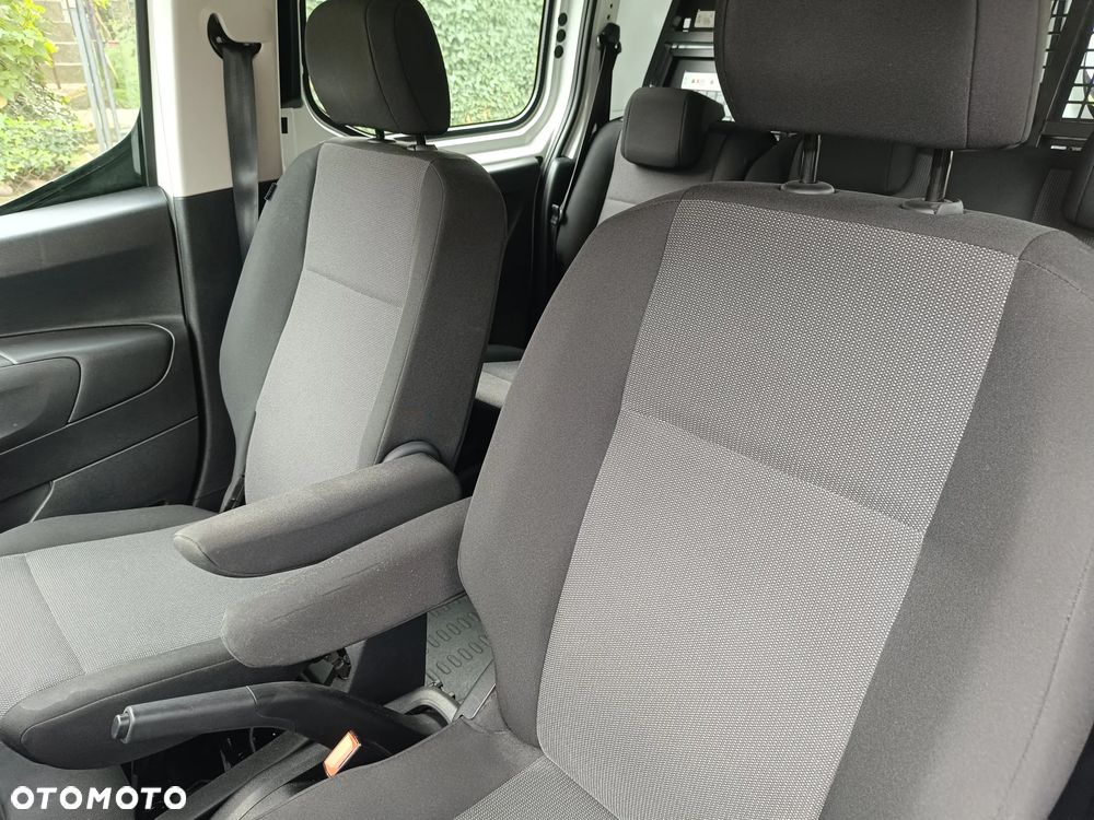 Toyota Proace City - 15