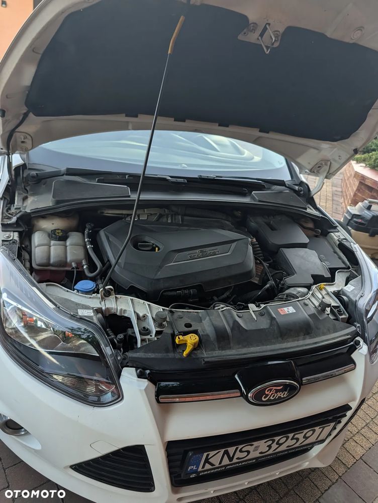 Ford Focus 1.6 EcoBoost Titanium - 5