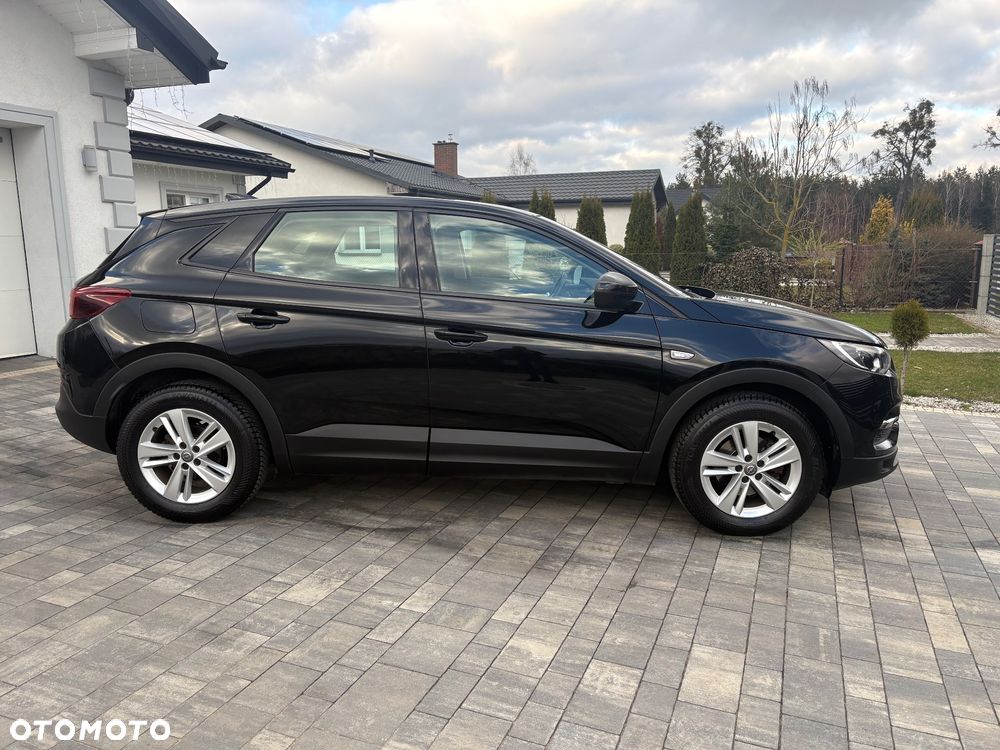 Opel Grandland X 1.2 Start/Stop Business Elegance - 26
