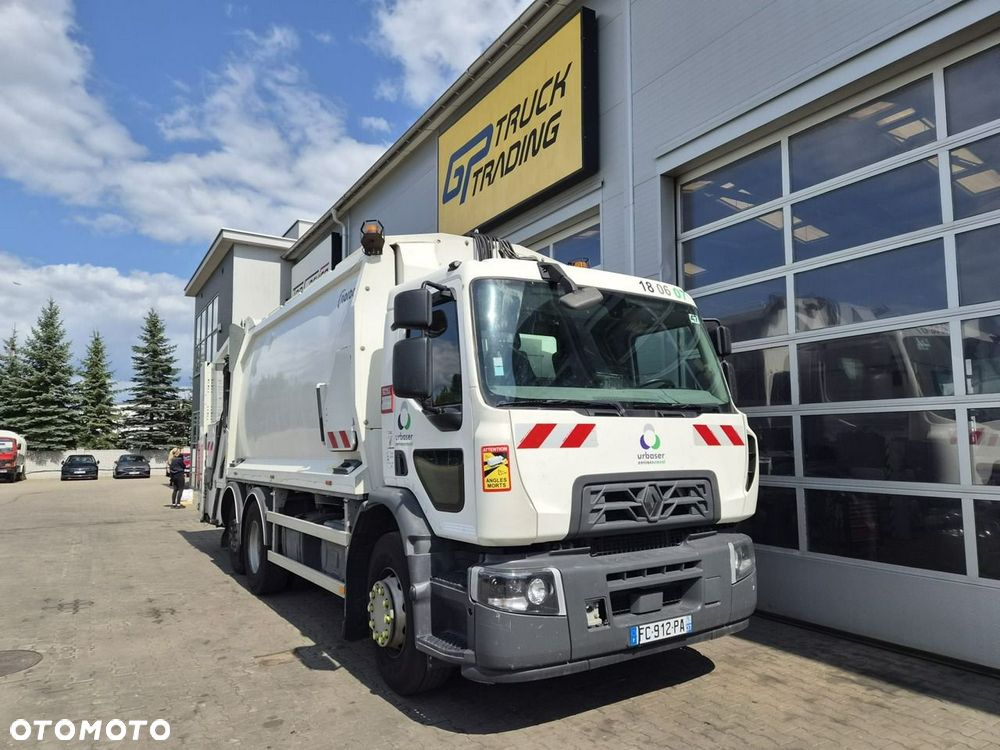 Renault D Wide 320 - 3