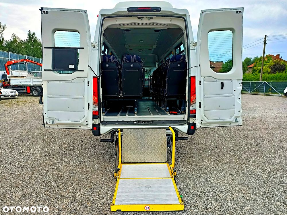 Iveco Daily Line 60C17 24 Osobowy - 13