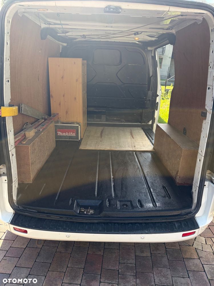 Ford Transit - 11