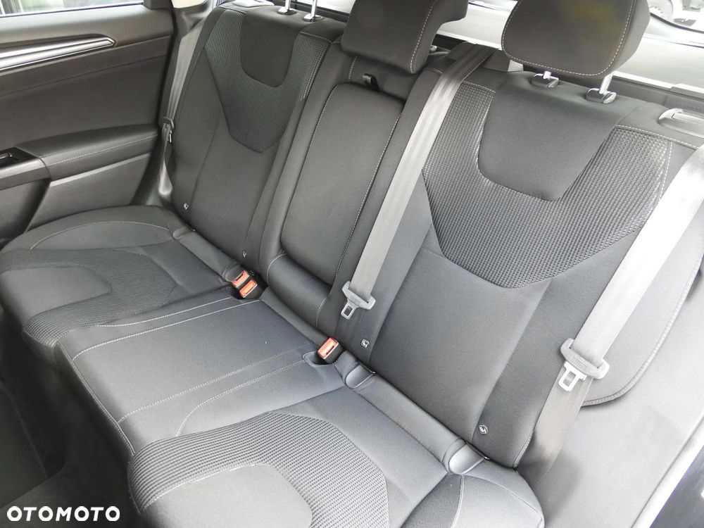 Ford Mondeo SW 2.0 Ti-VCT Titanium - 7