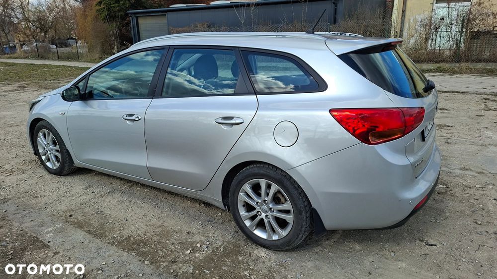 Kia Ceed 1.6 GDI Business Line - 7