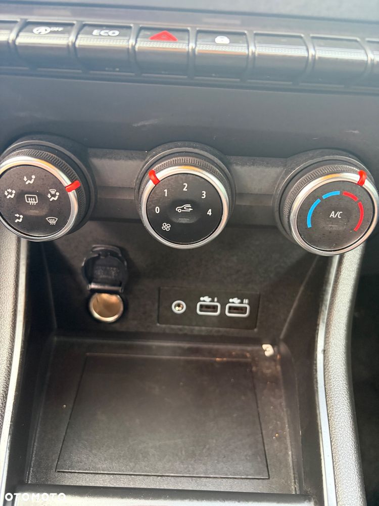 Renault Captur - 29