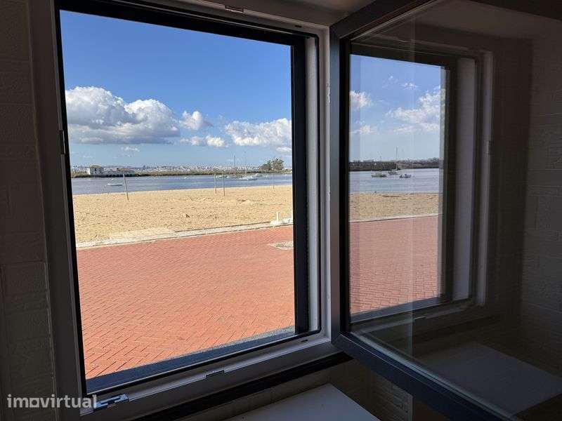 Apartamento na frente ribeirinha Seixal