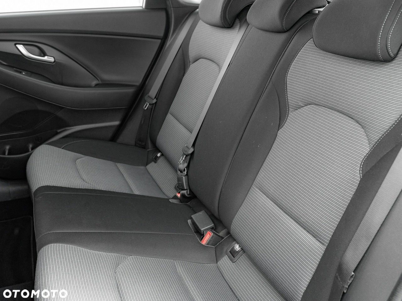 Hyundai i30 1.5 DPI Modern - 25