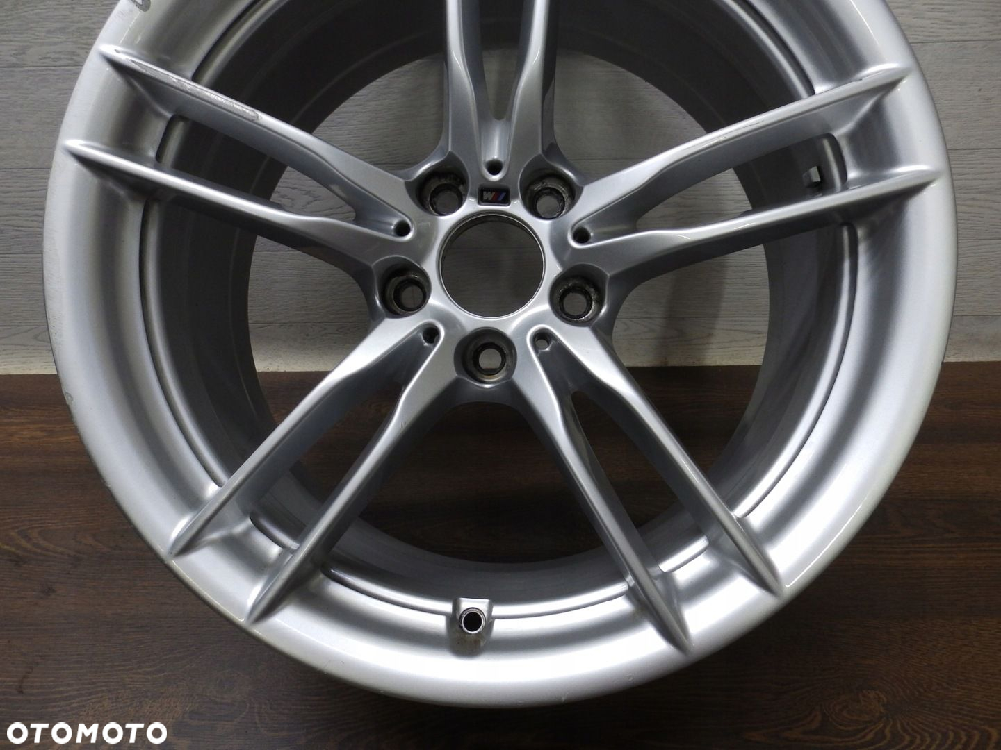 Felga BMW M-Pakiet M3 F80 M4 8.5Jx19EH2 Et27 5x120 - 4