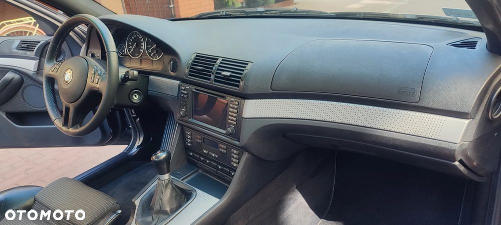 BMW Seria 5 530i - 23