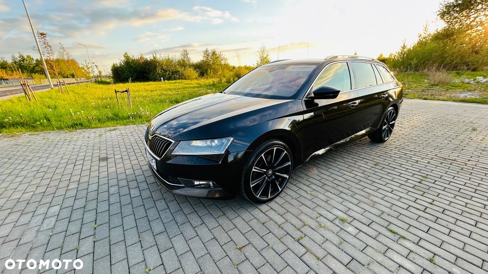 Skoda Superb 2.0 TDI Style DSG - 24