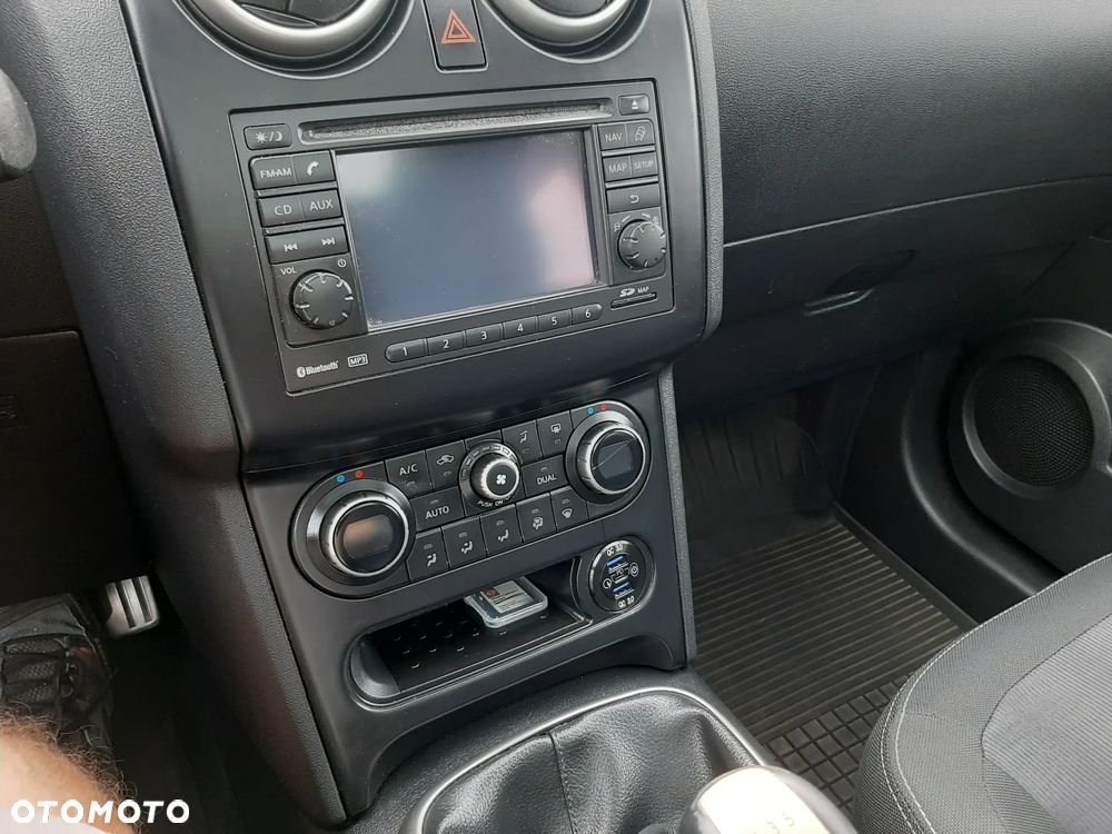 Nissan Qashqai 1.6 visia - 15